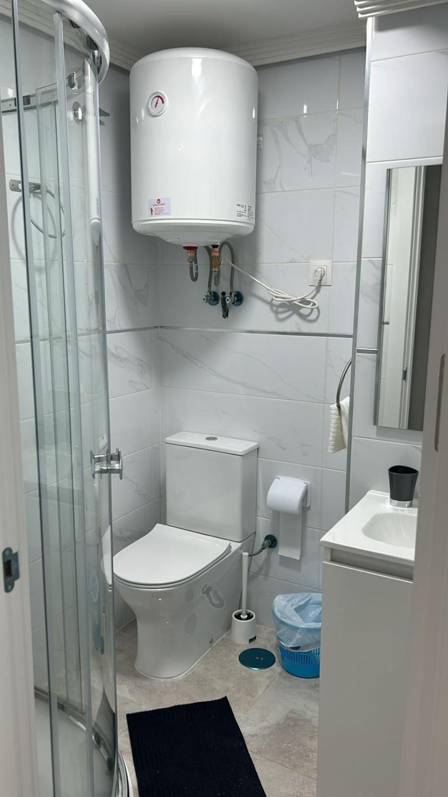 Habitacion Doble O Compartida Con Bano Privado En El Centro De Madrid Exterior foto